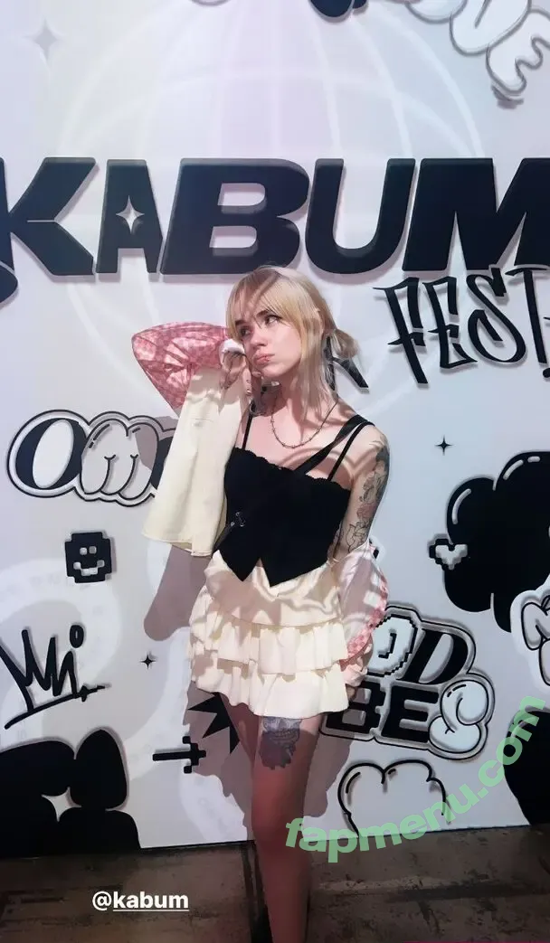 Viqsm nude photo #0100 (Viqsm)