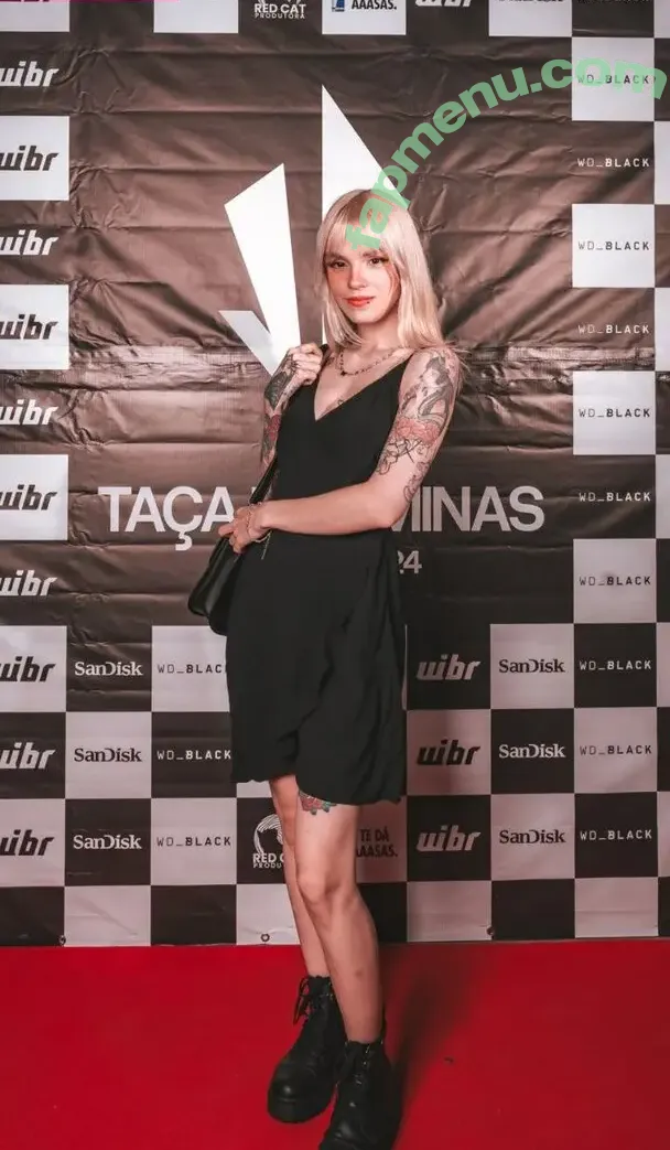 Viqsm nude photo #0102 (Viqsm)