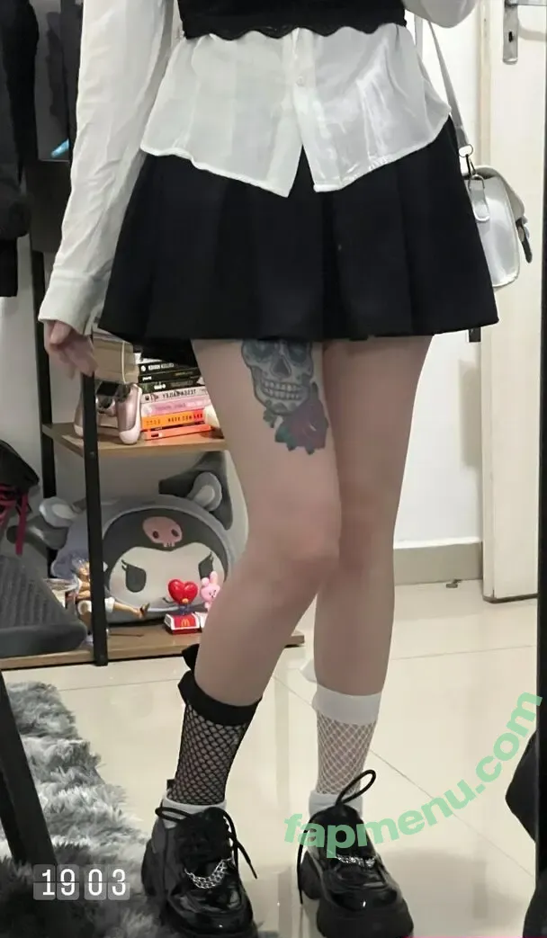 Viqsm nude photo #0106 (Viqsm)