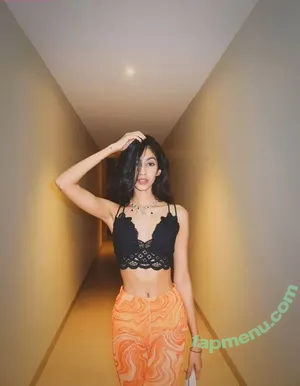 Vishnupriyaaa / Vishnu priya nude photo #0001