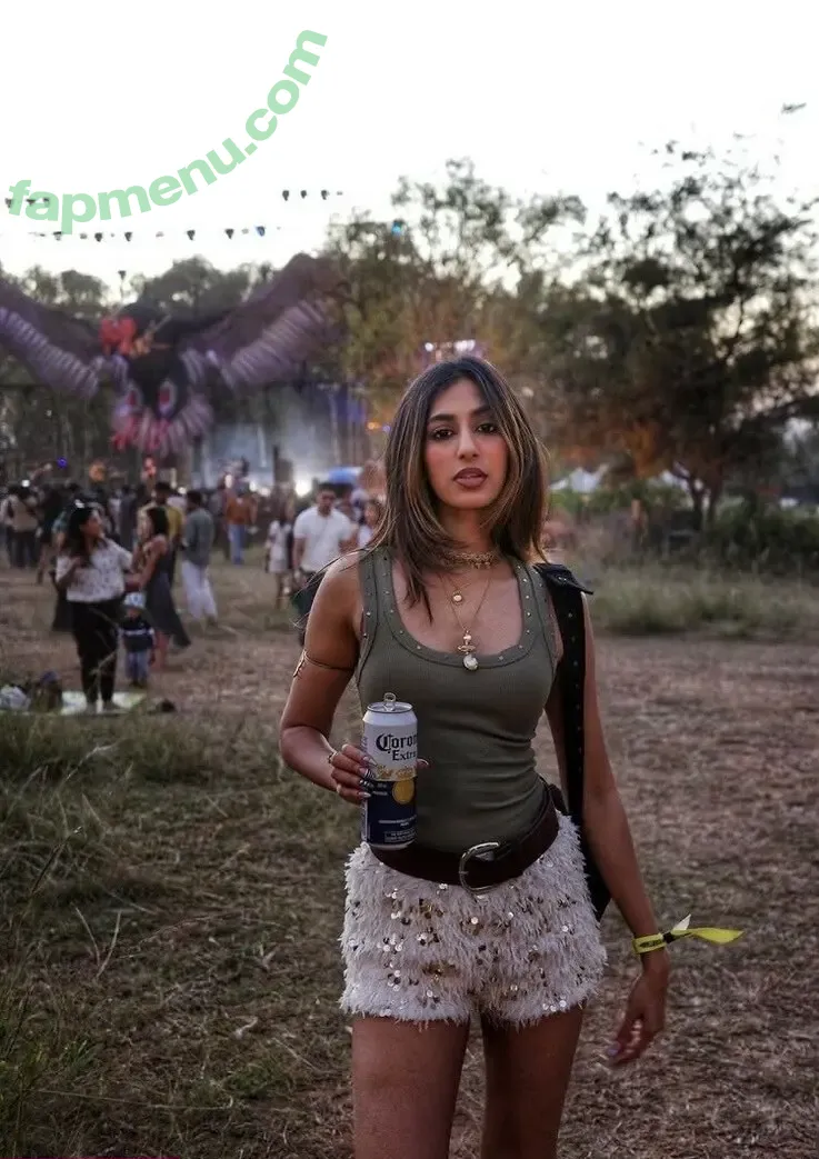 Vishnupriyaaa nude photo #0022 (Vishnu priya)