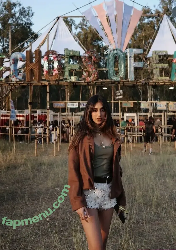 Vishnupriyaaa nude photo #0023 (Vishnu priya)