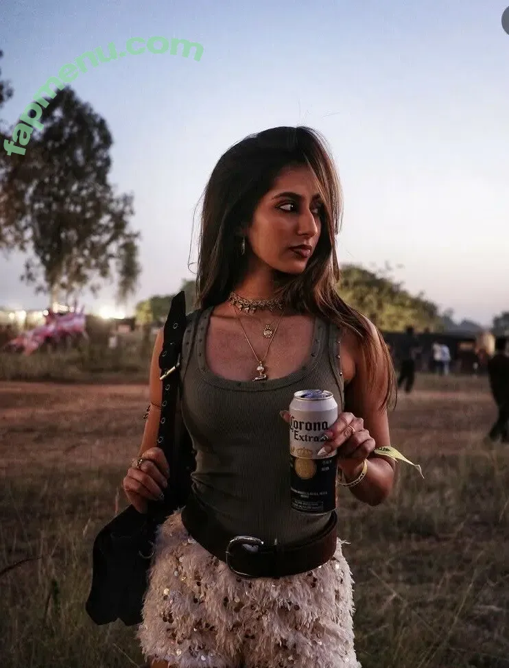 Vishnupriyaaa nude photo #0025 (Vishnu priya)