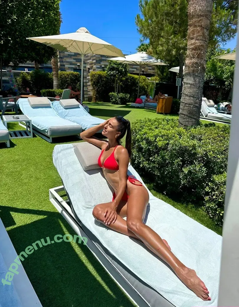 Vitalia Diatchenko nude photo #0016 (vdiatchenko8)