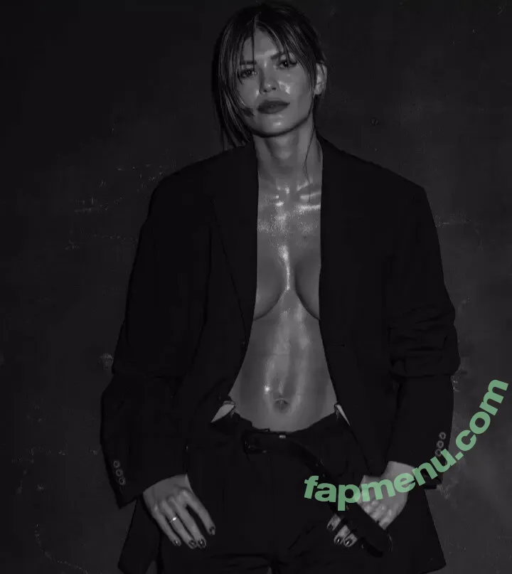 Vitória Strada nude photo #0143 (vitoria / vitoriastrada_)