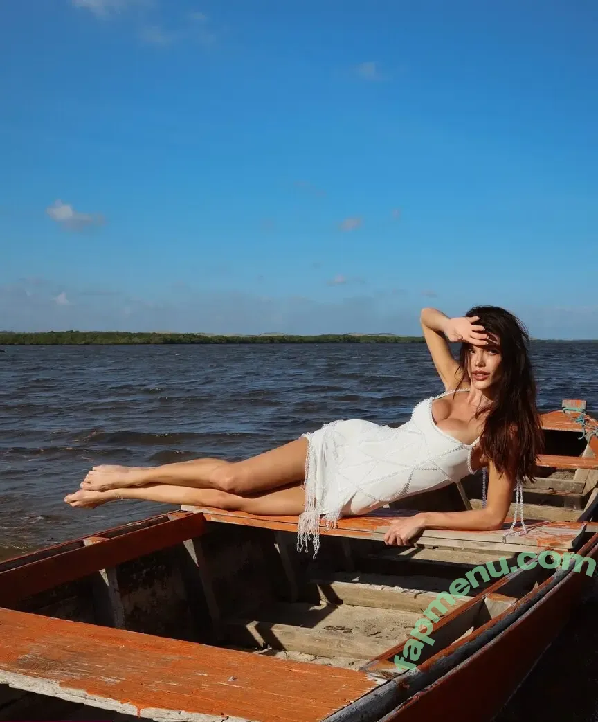 Vitória Strada nude photo #0172 (vitoria / vitoriastrada_)