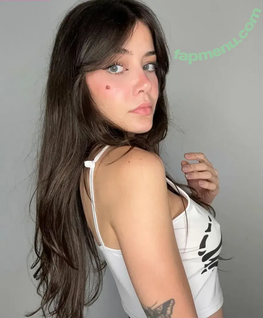 Vitória Castro nude photo #0043 (victoricastro / vidcg)