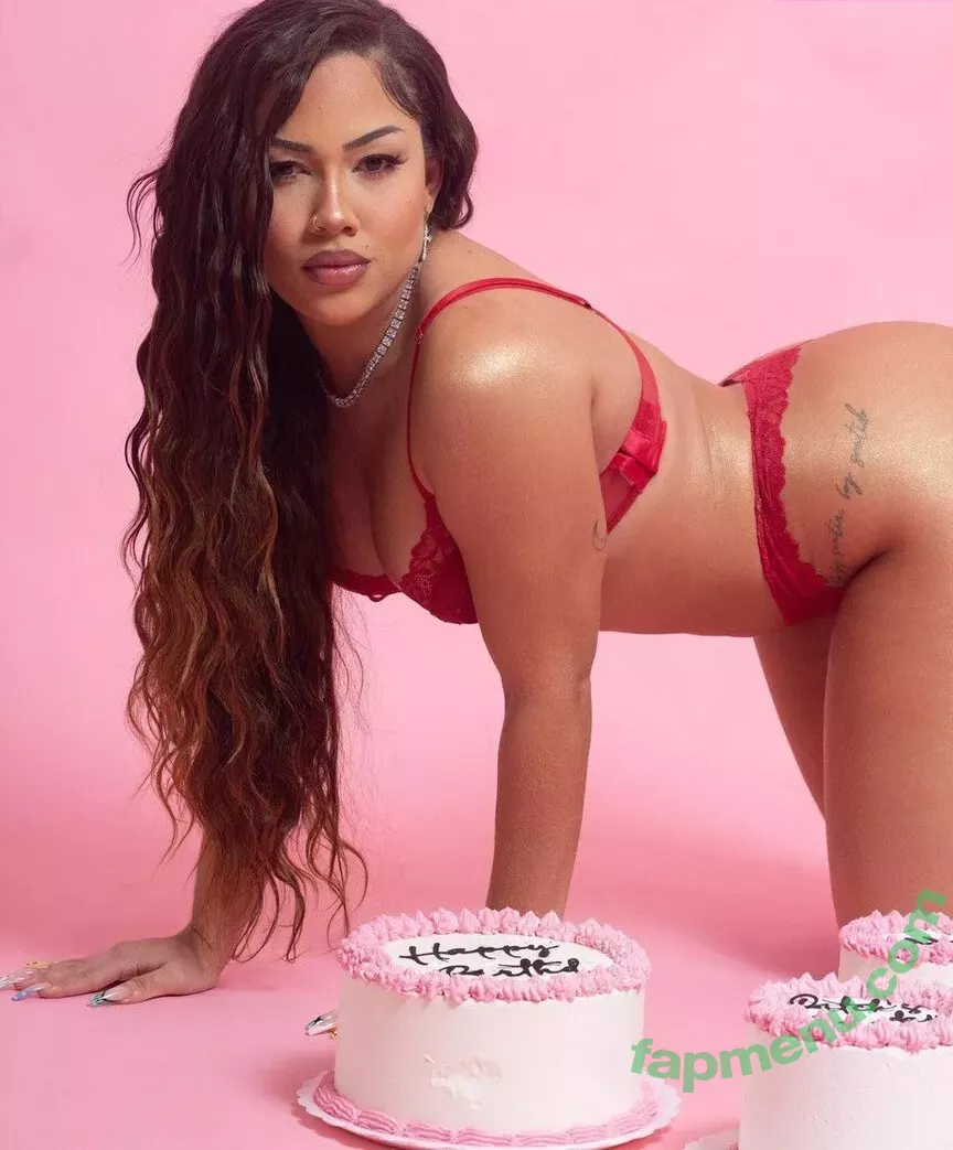 Vitória Kelly nude photo #0126 (victoriakelly01 / vitoriakelly)