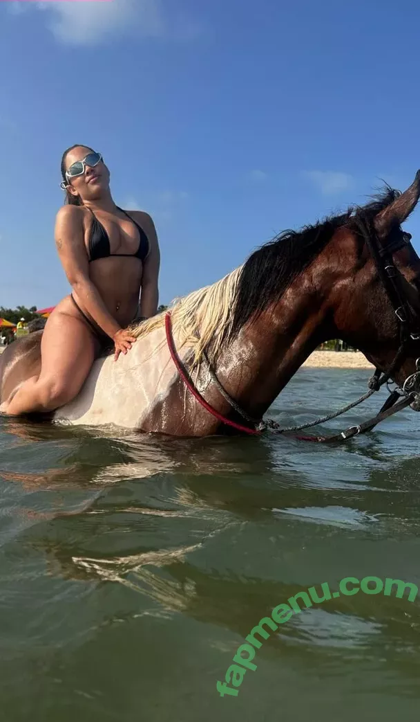 Vitória Kelly nude photo #0140 (victoriakelly01 / vitoriakelly)