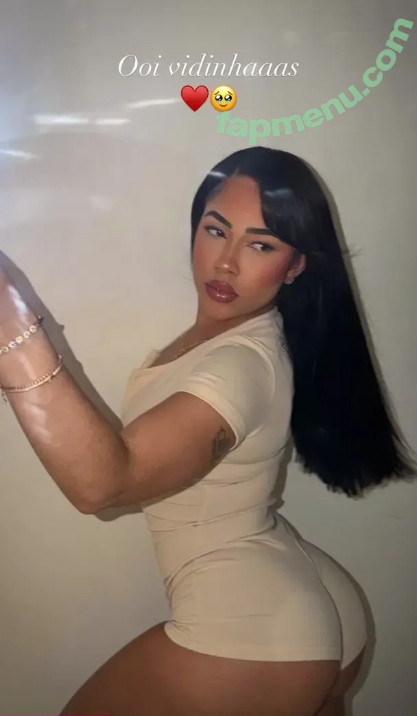 Vitória Kelly nude photo #0389 (victoriakelly01 / vitoriakelly)