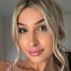 Vitsamin nude photo #0016