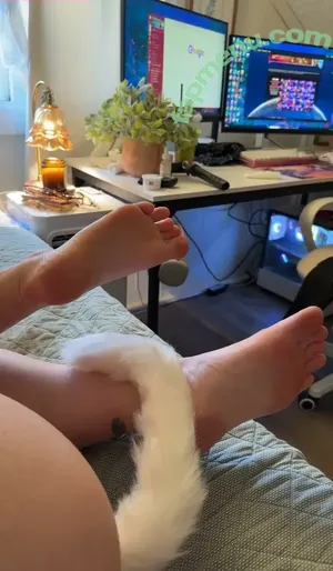 Vitsamin nude photo #0037