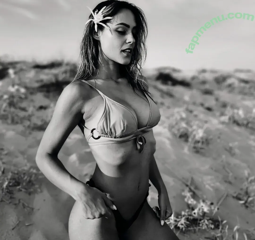 Vittoria Castagnotto nude photo #0020 (vittoriacastagnotto__ / vittoriaotero)