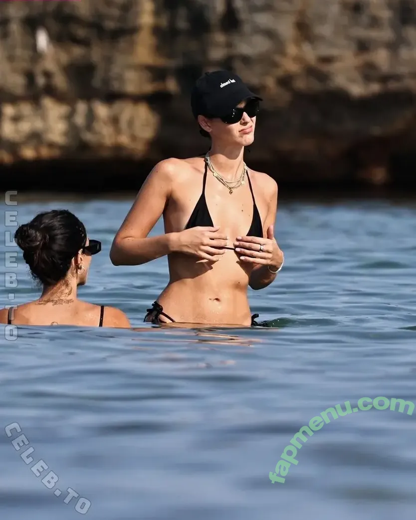 Vittoria Ceretti nude photo #0452 (vittoria)