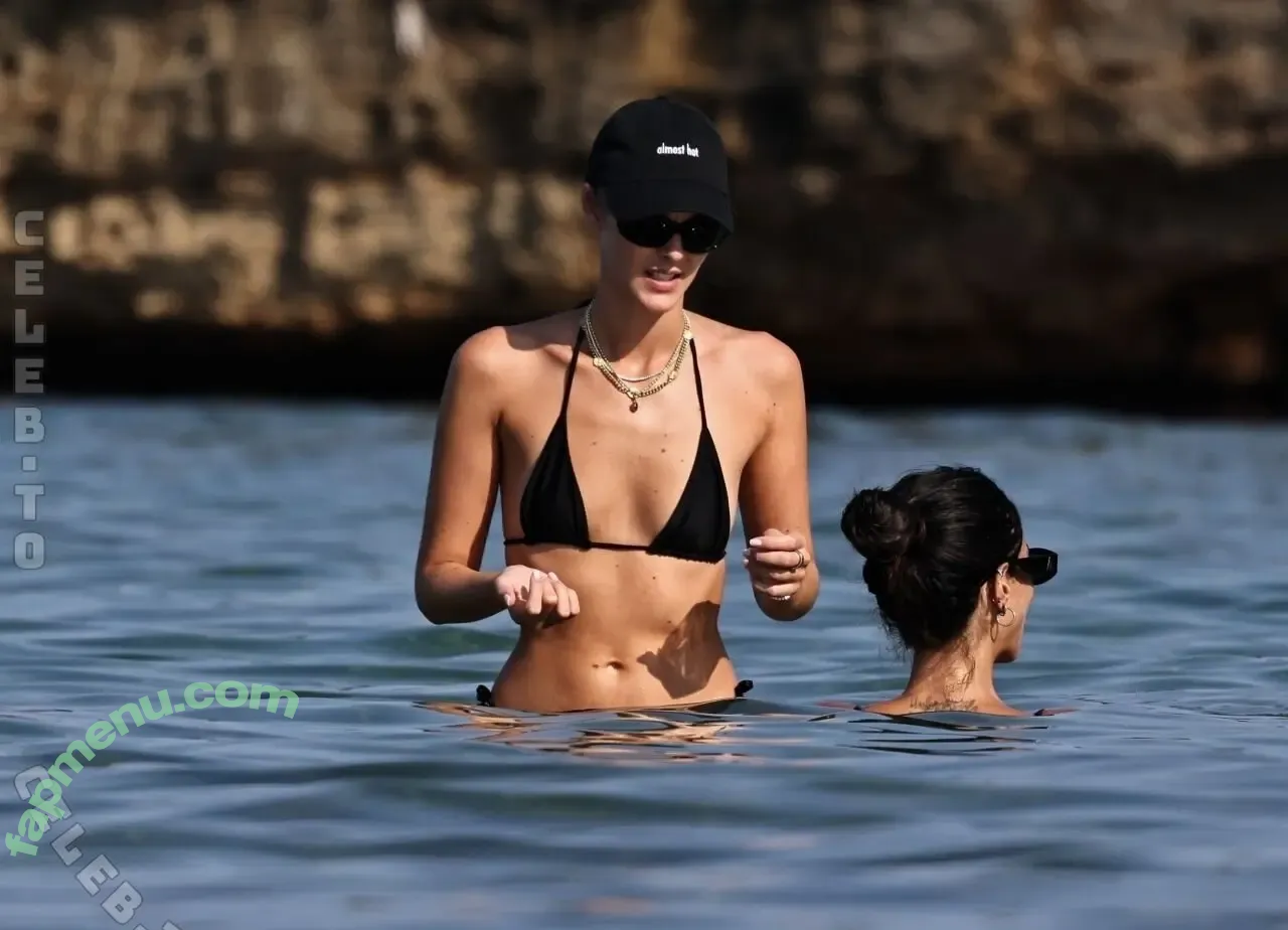 Vittoria Ceretti nude photo #0453 (vittoria)