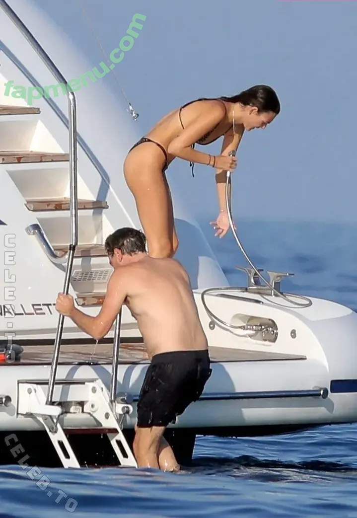 Vittoria Ceretti nude photo #0470 (vittoria)