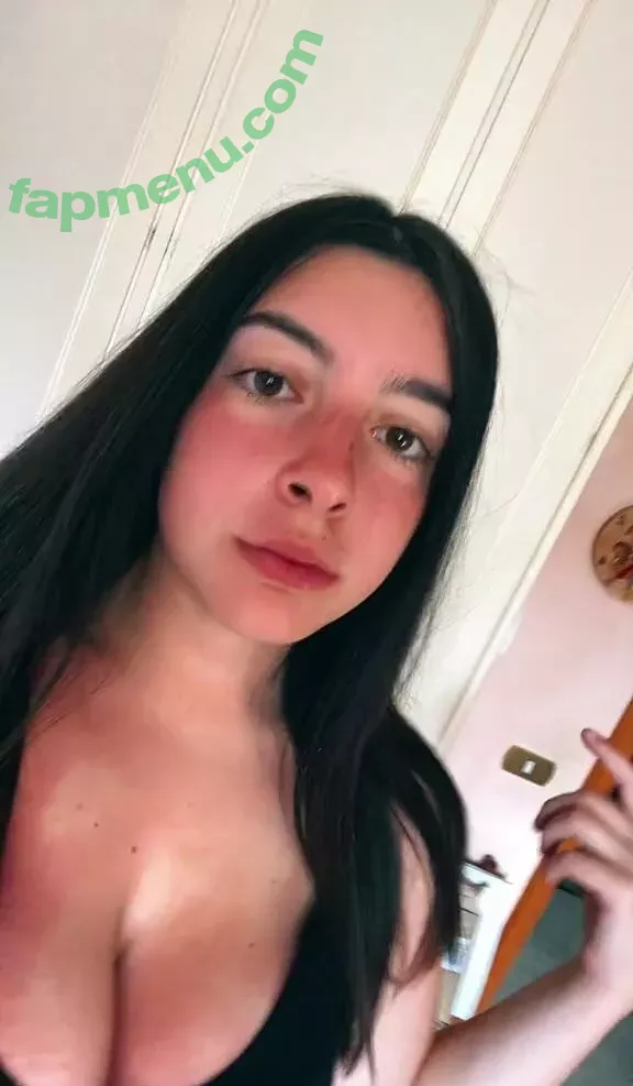 Vittoria Rubeo nude photo #0004 (vittoriarubeo)