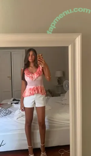 Vittoria / _viu__ / vittorialazzari nude photo #0318