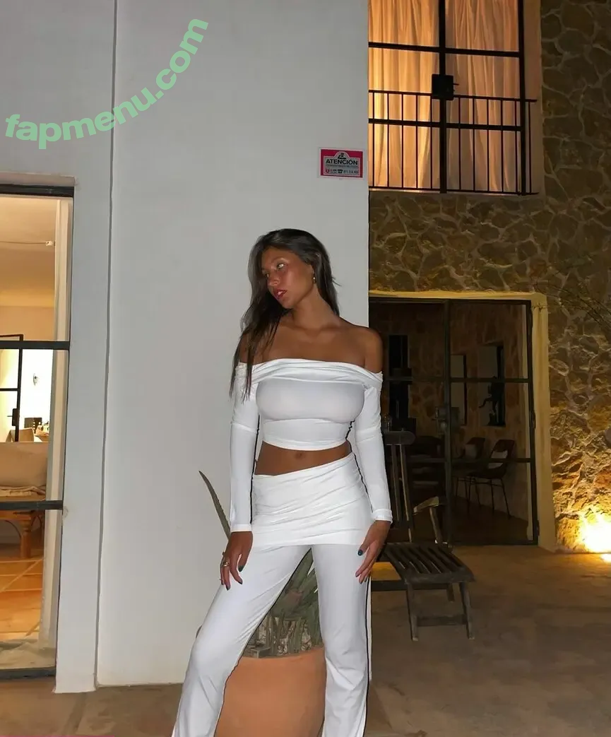 Vittoria nude photo #0150 (_viu__ / vittorialazzari)