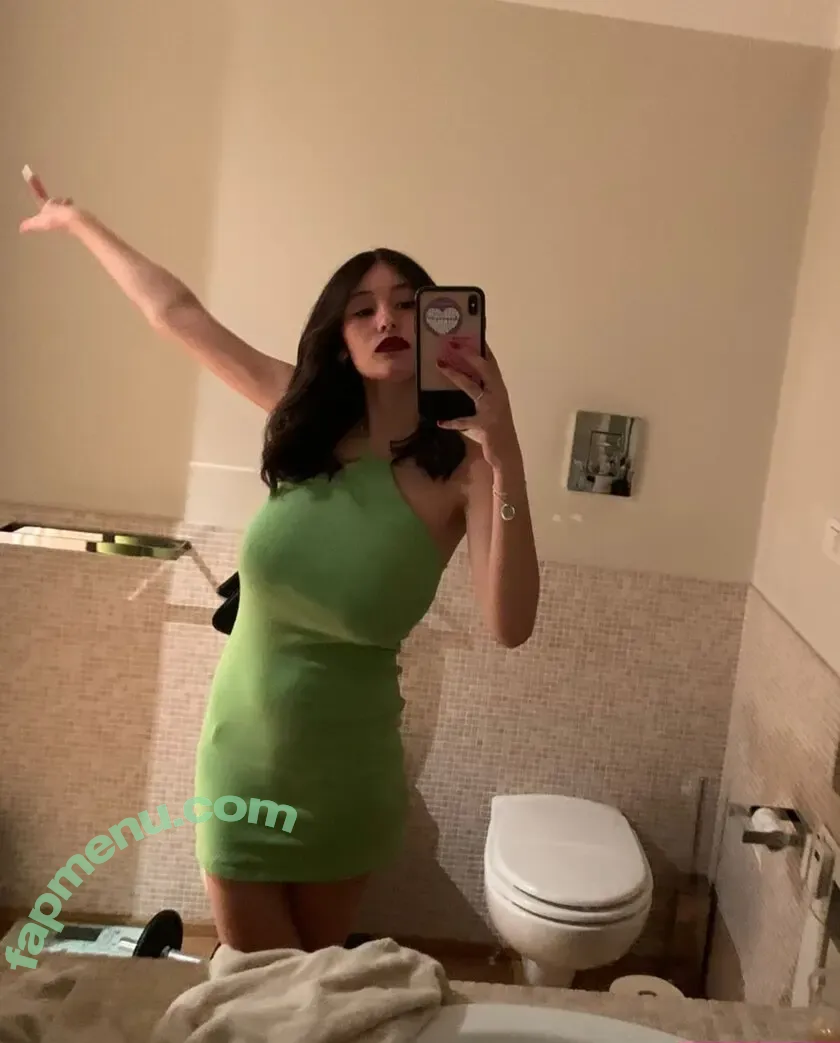 Vittoria nude photo #0213 (_viu__ / vittorialazzari)