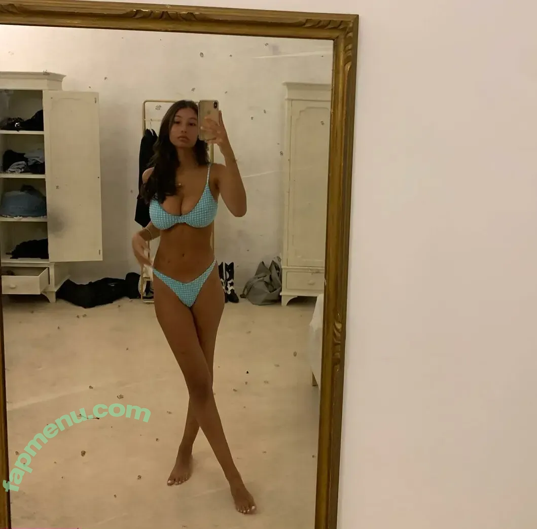 Vittoria nude photo #0255 (_viu__ / vittorialazzari)