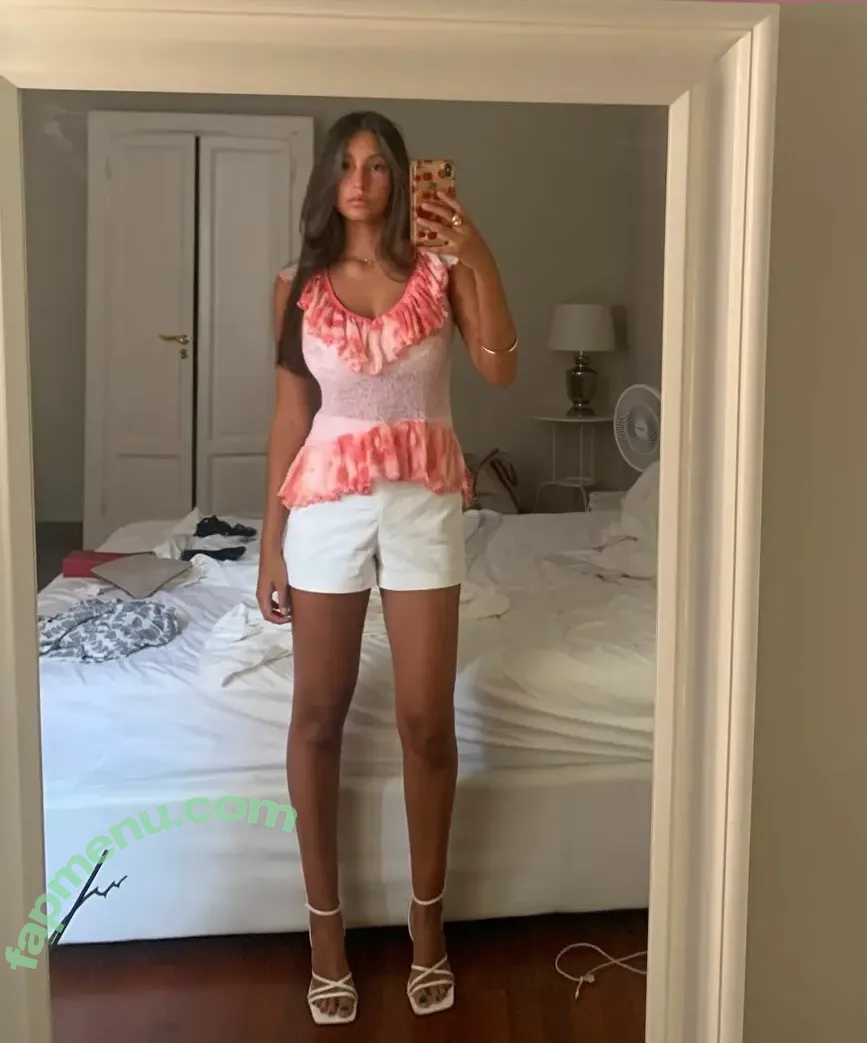 Vittoria nude photo #0330 (_viu__ / vittorialazzari)