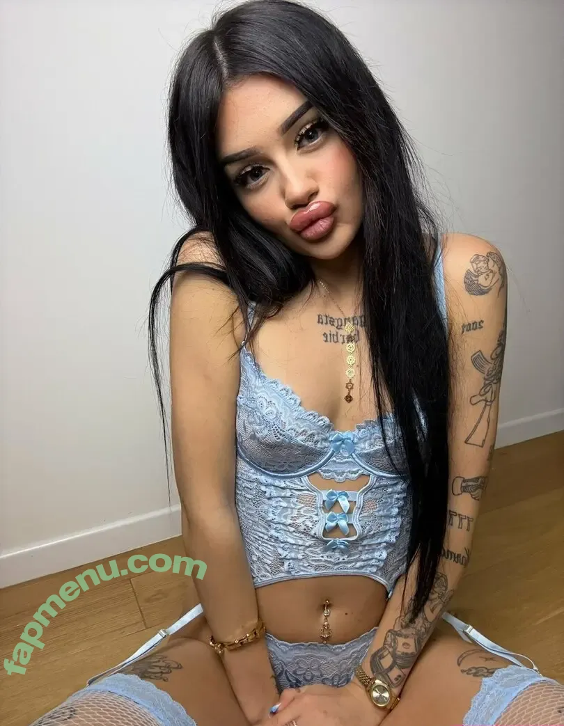 vittorialazzari nude photo #0033 (vittoria_lazzariii)