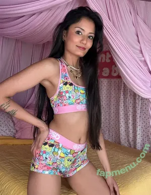 vivaathena / vivaathenaxx nude photo #0004