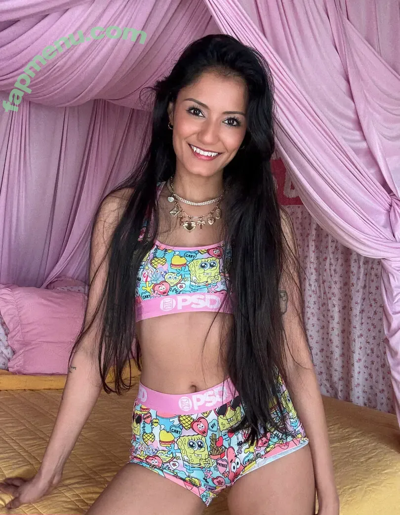 vivaathena nude photo #0003 (vivaathenaxx)