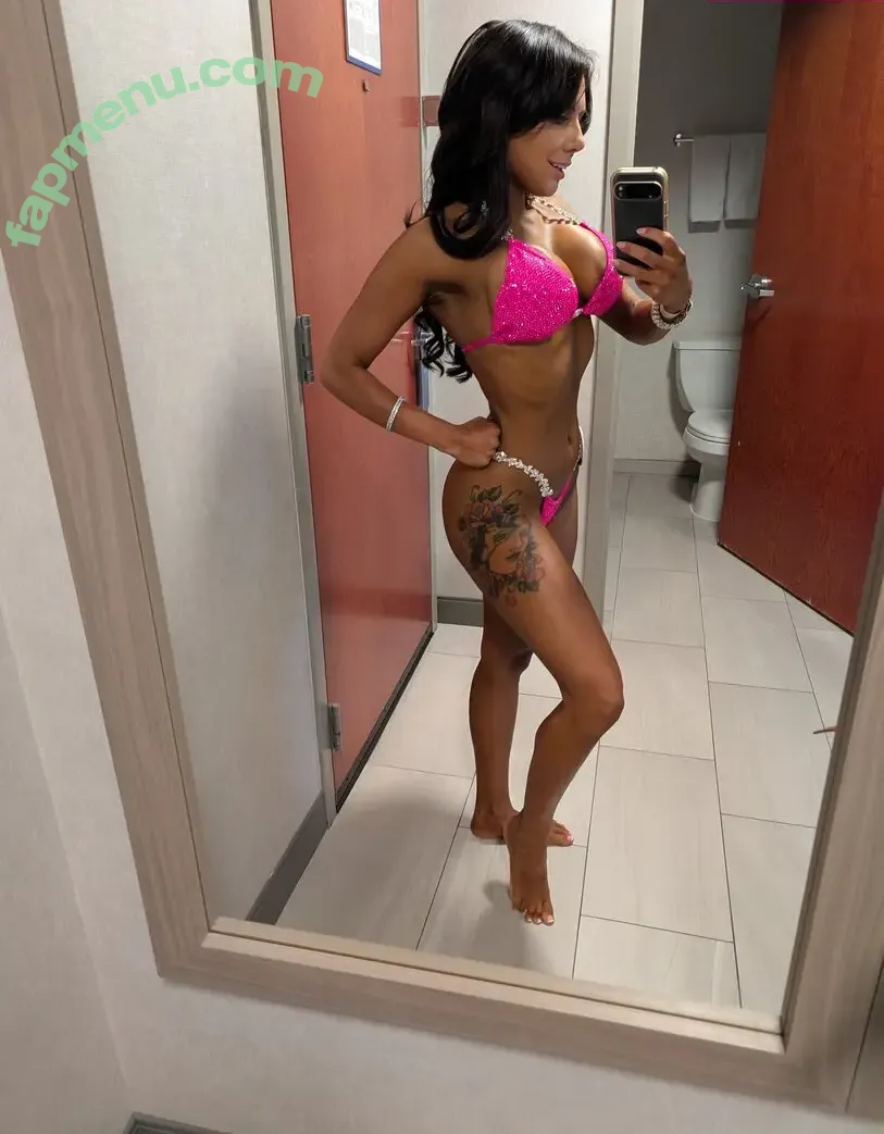 VivaxVanessa nude photo #0004 (VivaxVanessa)