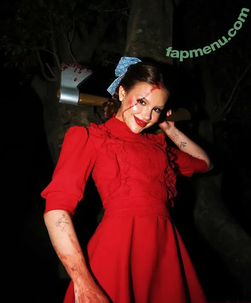 Vivi Wanderley nude photo #0203 (vivi / vivitarantino)