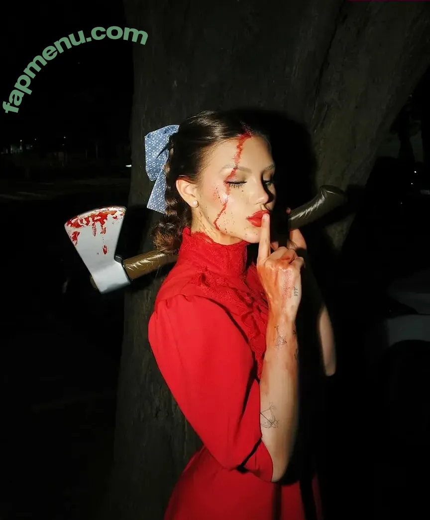 Vivi Wanderley nude photo #0204 (vivi / vivitarantino)