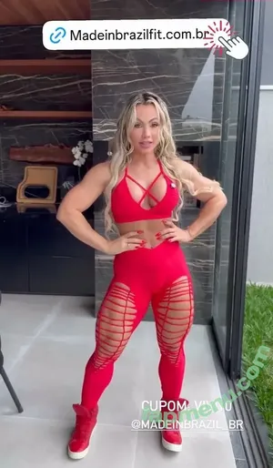 Vivi Winkler / viviwinkler nude photo #0490