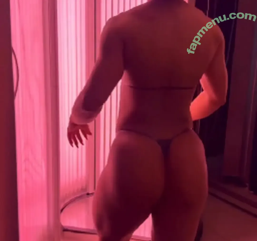 Vivi Winkler nude photo #0495 (viviwinkler)