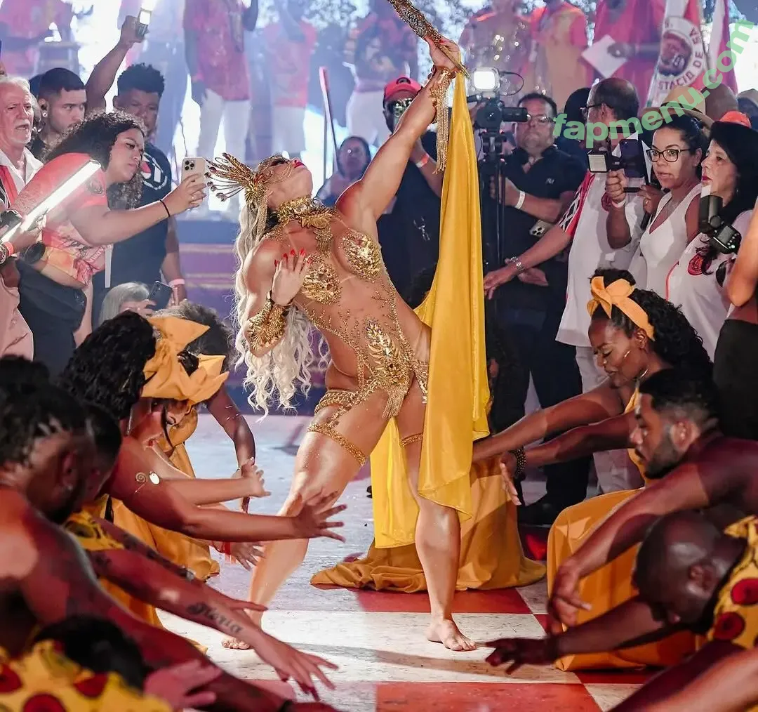 Vivi Winkler nude photo #0496 (viviwinkler)