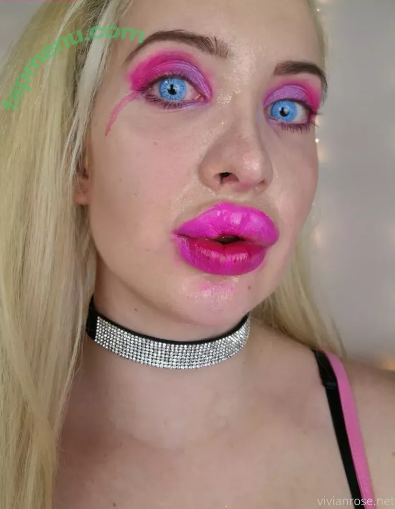 Vivian_Rose nude photo #0152 (VivianRoseSFW / a.scent.of.vivian.rose / vivianroseofficial)