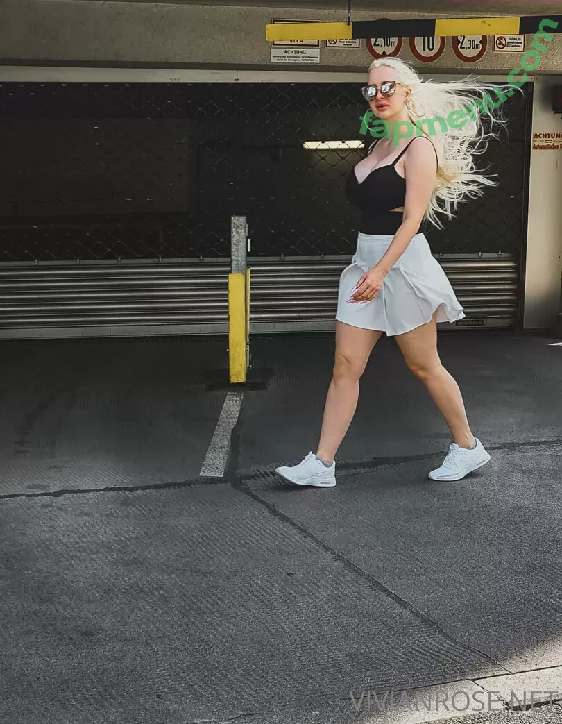 Vivian_Rose nude photo #0169 (VivianRoseSFW / a.scent.of.vivian.rose / vivianroseofficial)