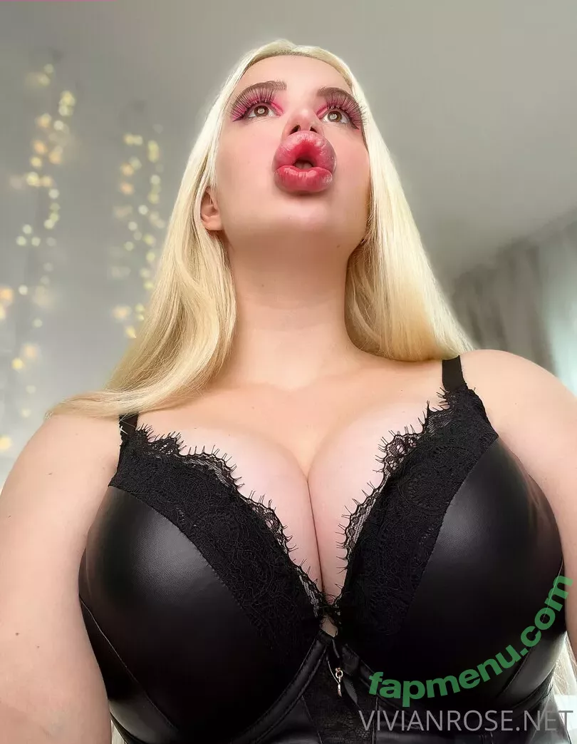 Vivian_Rose nude photo #0183 (VivianRoseSFW / a.scent.of.vivian.rose / vivianroseofficial)