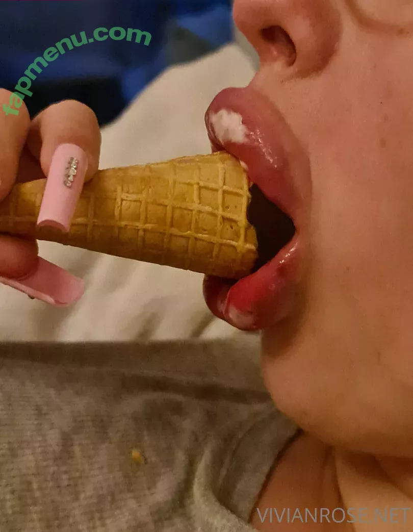 Vivian_Rose nude photo #0211 (VivianRoseSFW / a.scent.of.vivian.rose / vivianroseofficial)