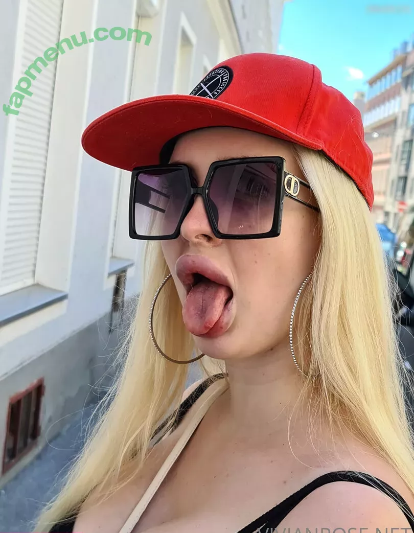 Vivian_Rose nude photo #0235 (VivianRoseSFW / a.scent.of.vivian.rose / vivianroseofficial)