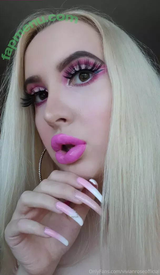 Vivian_Rose nude photo #0303 (VivianRoseSFW / a.scent.of.vivian.rose / vivianroseofficial)