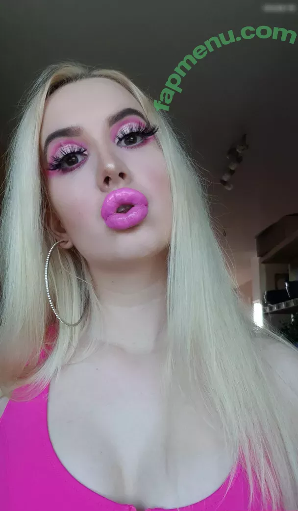 Vivian_Rose nude photo #0313 (VivianRoseSFW / a.scent.of.vivian.rose / vivianroseofficial)