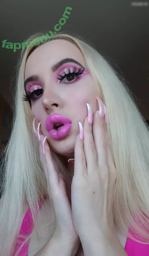 Vivian_Rose nude photo #0326 (VivianRoseSFW / a.scent.of.vivian.rose / vivianroseofficial)