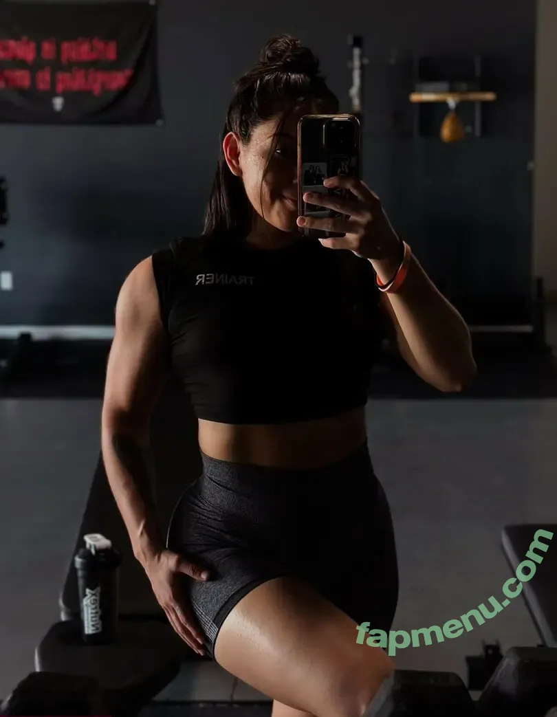 Vivian Saldana nude photo #0108 (vivi.anne.fitt)