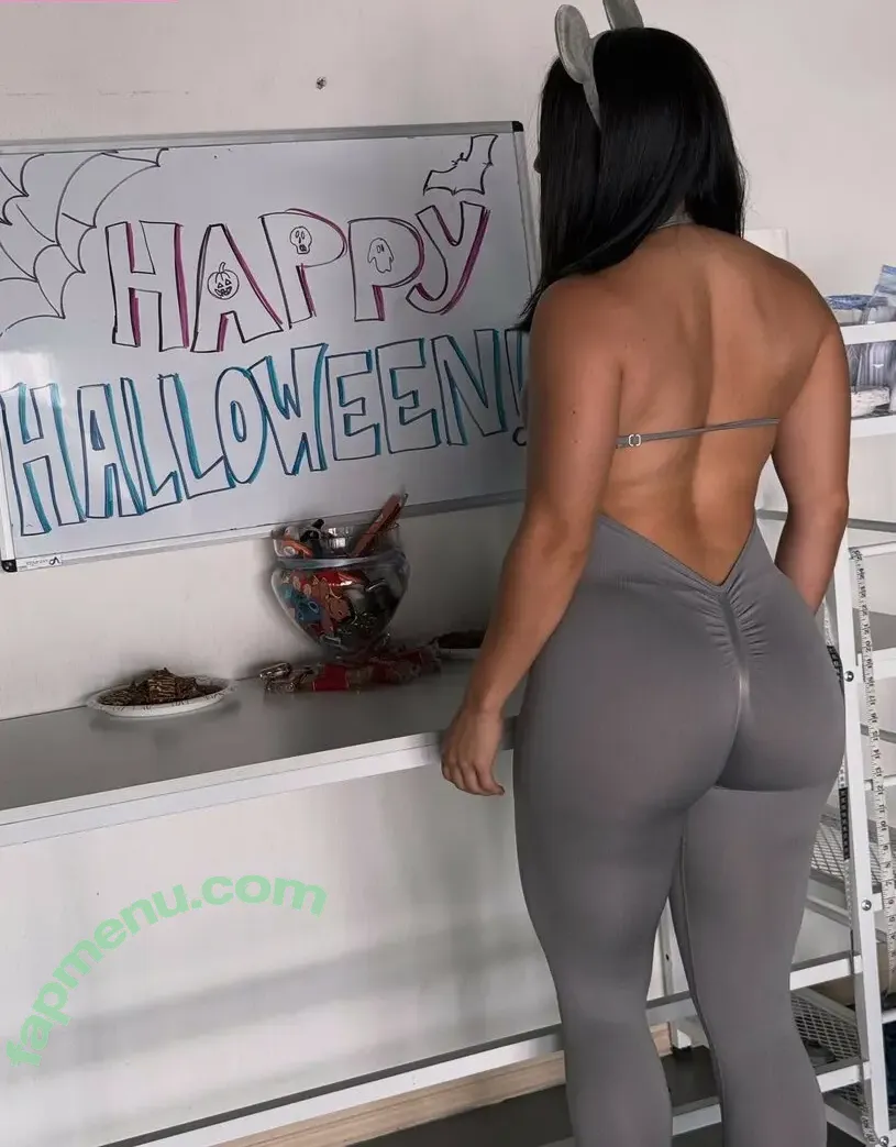 Vivian Saldana nude photo #0117 (vivi.anne.fitt)