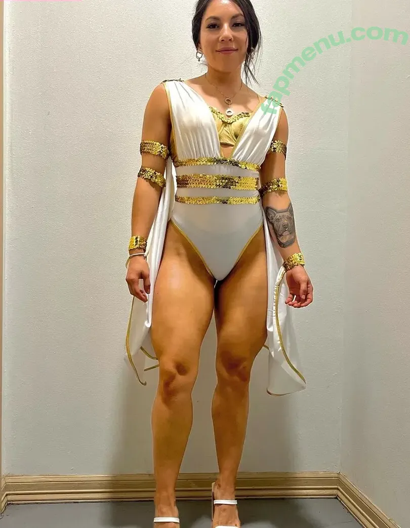 Vivian Saldana nude photo #0119 (vivi.anne.fitt)