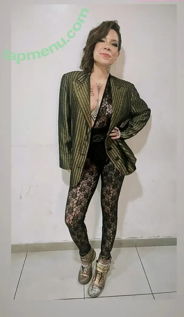 Vivian Seixas nude photo #0004 (djviviseixas)