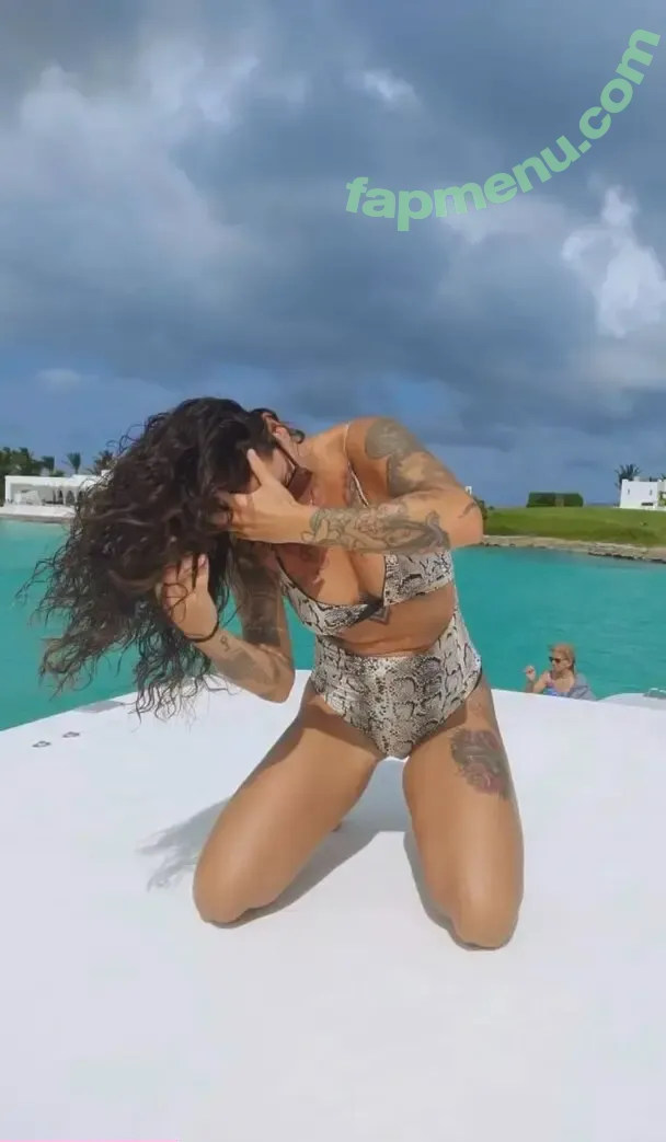 Vivian Seixas nude photo #0018 (djviviseixas)