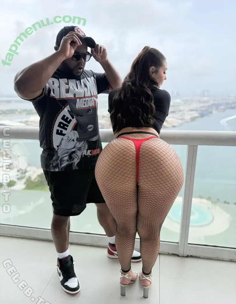 Vivian Taylor nude photo #0455 (taylor.vivian / viviantaylor / vivianxxtaylor)