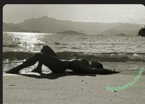 Viviane Araujo / araujovivianne nude photo #0935